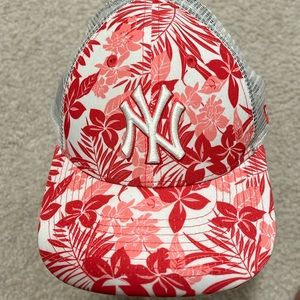 Yankees Floral Cap